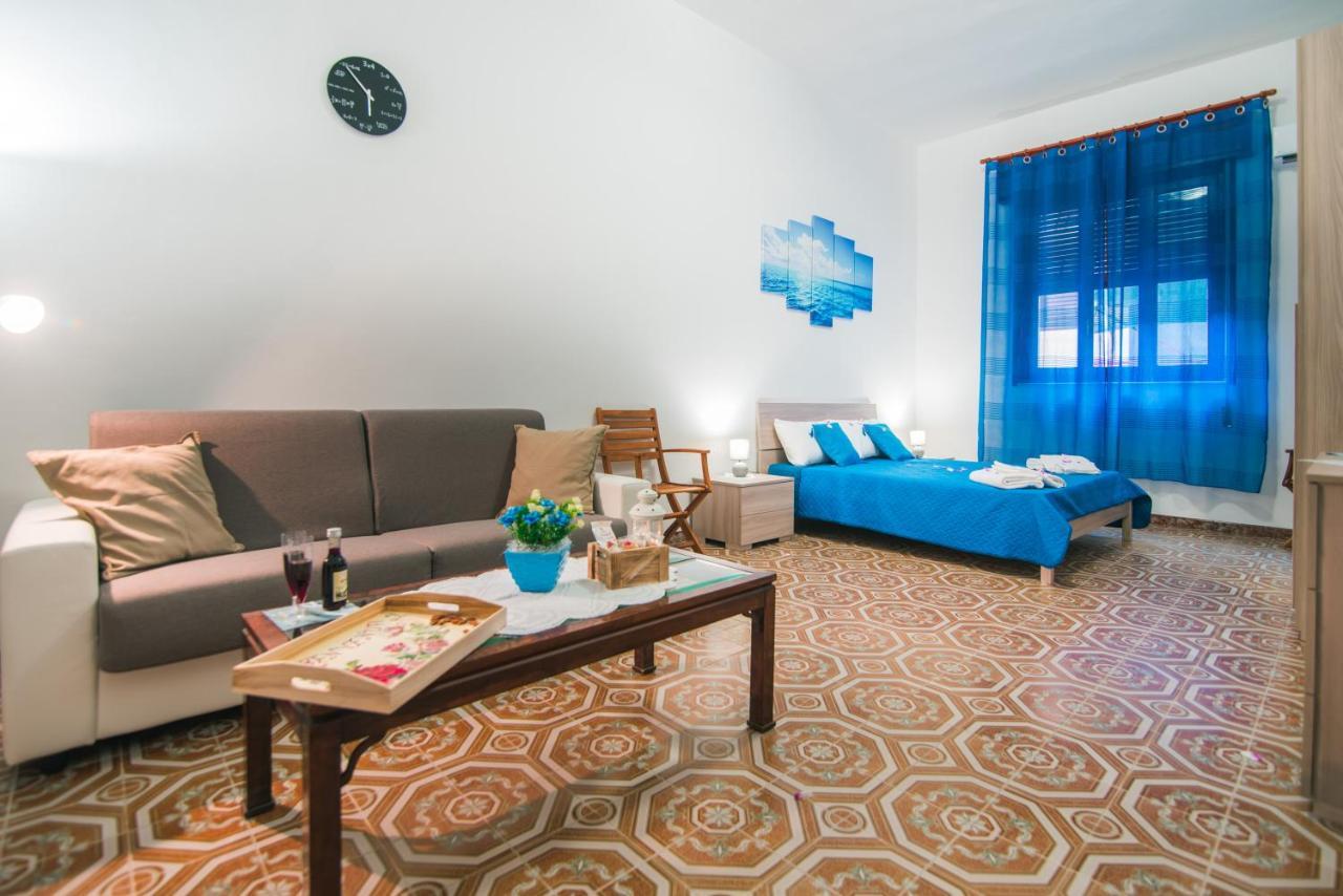 B&B U Prufissuri Avola Exteriör bild